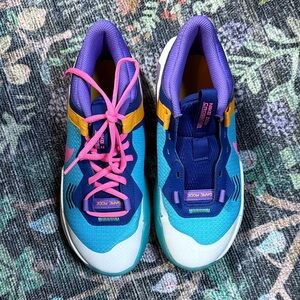 Nike zoom crossover girls basketball shoes Colorful Sneakers youth size 5.5